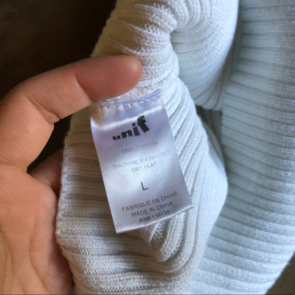 UNIF Cropped Top Badsport White Turtleneck Sweater - Picture 12 of 13